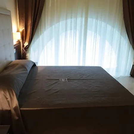 Ferdinando Ii 酒店 4*
