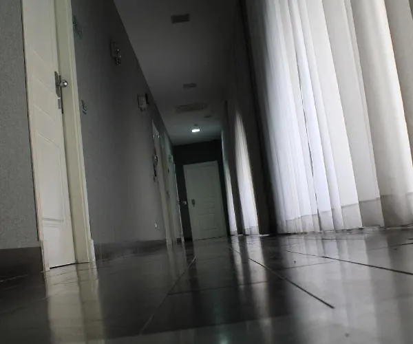 Ferdinando Ii Otel Napoli