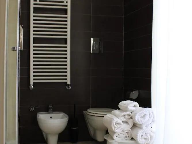 Ferdinando Ii 4* Napoli