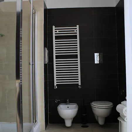 Ferdinando Ii Hotel Nápoles