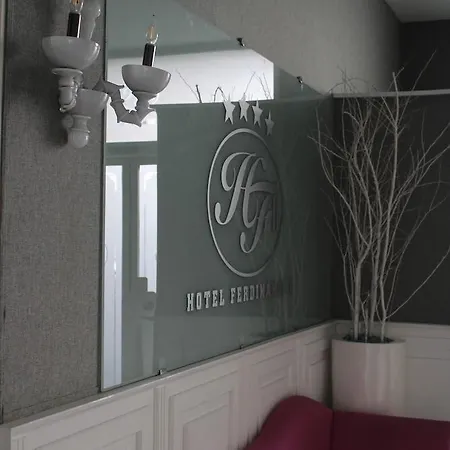 Ferdinando Ii Hotel Nápoles