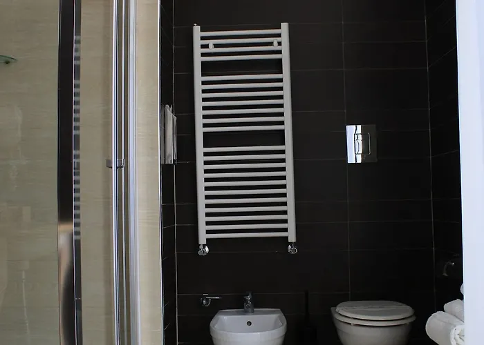 Ferdinando Ii Отель Неаполь